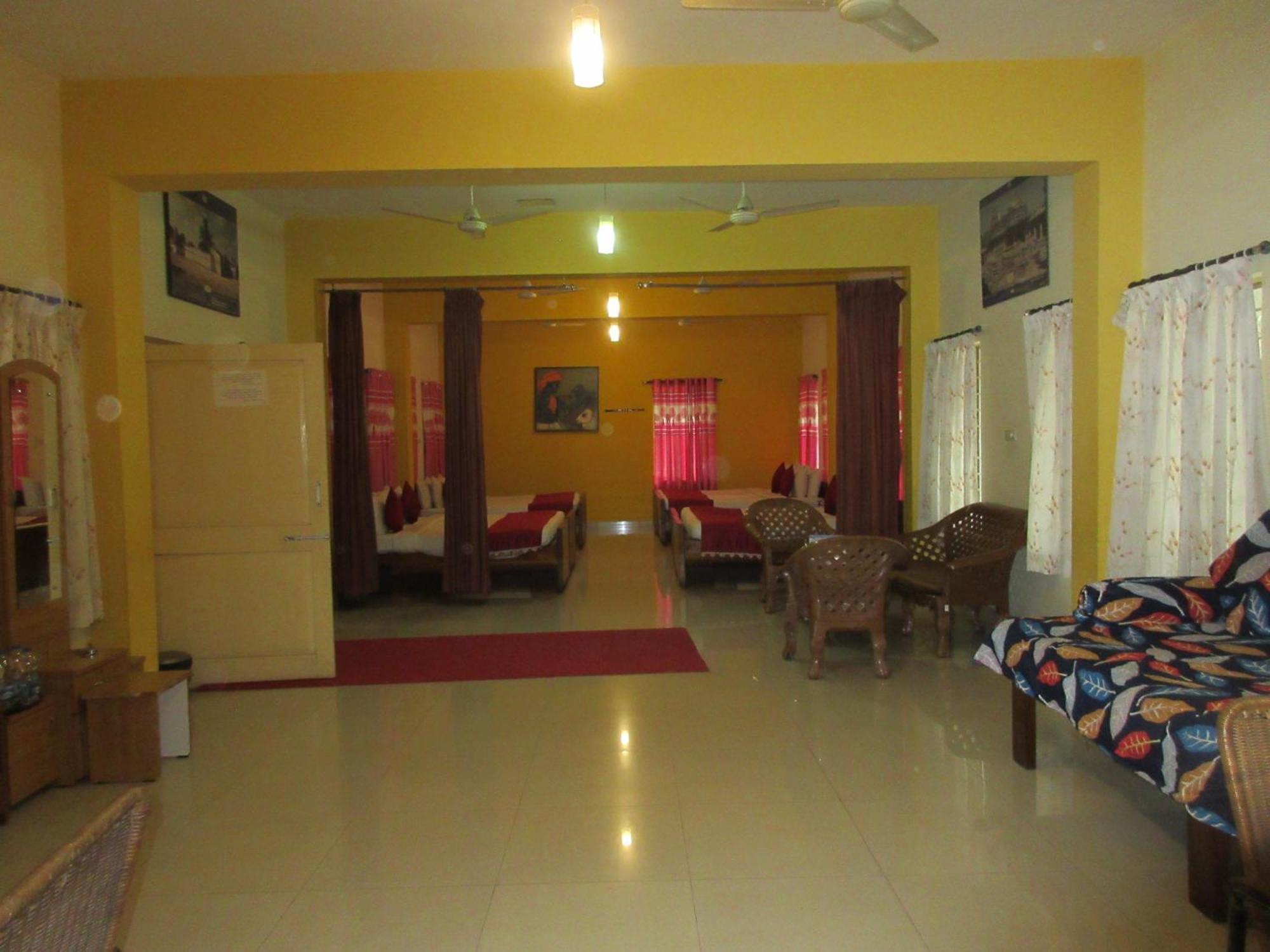 Kstdc Hotel Mayura Velapuri Belur Exterior foto